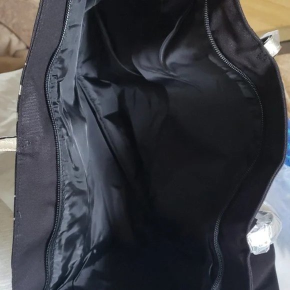 ✨NEW✨VICTORIA SECRET LARGE CANVAS EXCLUSIVE ANGEL TOTE BAG - GOLD START NYC 2018 - Picture 6 of 10